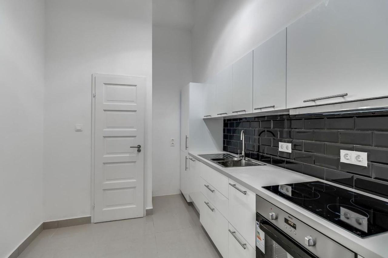 Pelicanstay At 5Th District Budapest Kültér fotó