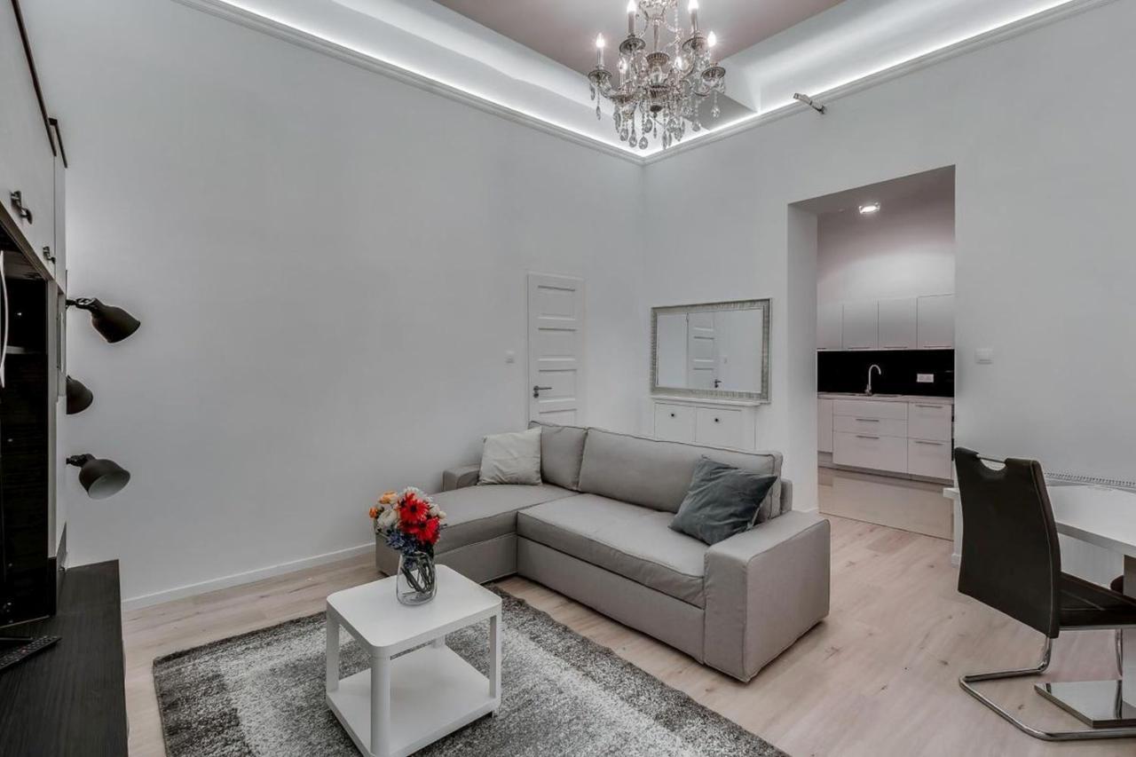 Pelicanstay At 5Th District Budapest Kültér fotó